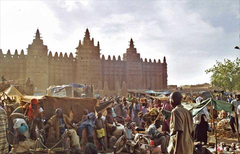 Market in front of the mosque